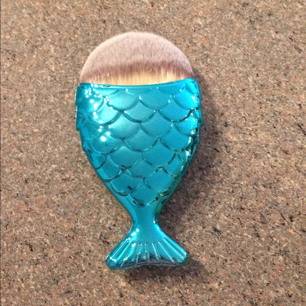 SOLD! 🐠🐬🐟 - Picture 3 of 5